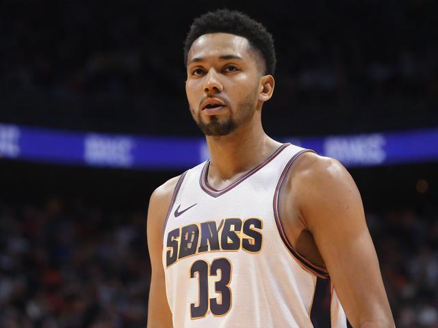 “九游app_ 关键时刻：NBA最难忘的绝杀瞬间”，nba最厉害的绝杀球