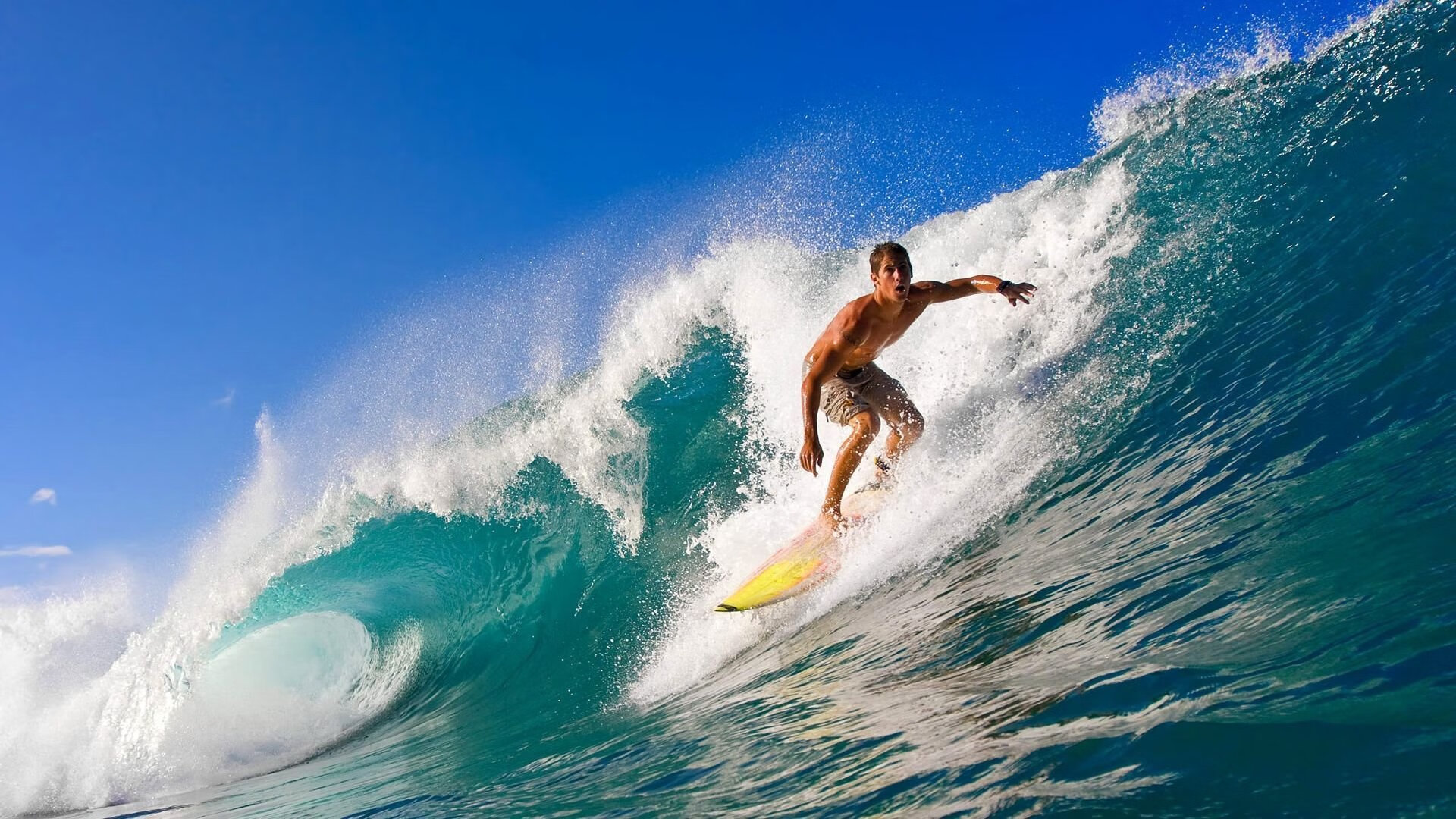 _硬地高速战：速度与力量的极限较量_，硬地是什么意思啊